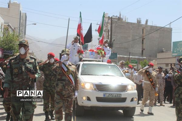 تشییع ناوبان یکم شهید اسماعیل پور خسرو از شهدای ناو کُنارک در شهرستان داراب -2