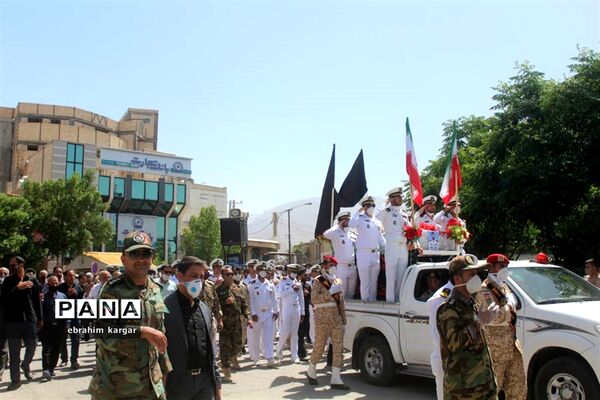تشییع ناوبان یکم شهید اسماعیل پور خسرو از شهدای ناو کُنارک در شهرستان داراب -2