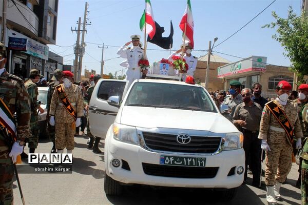تشییع ناوبان یکم شهید اسماعیل پور خسرو از شهدای ناو کُنارک در شهرستان داراب -2