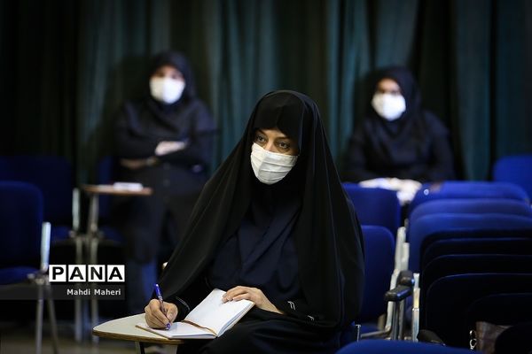 نشست علمی  تخصصی تلفیق برنامه درسی با حضور عضو شورای عالی آموزش و پرورش