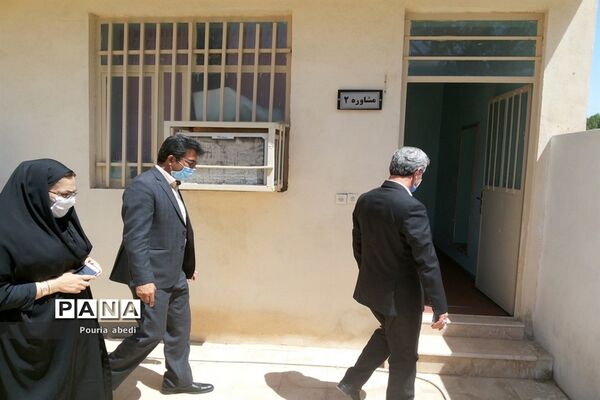 بازدید معاون پرورشی و فرهنگی اداره‌کل آموزش و پرورش استان بوشهر از مرکز مشاوره مهر دانش آموزی شهرستان بوشهر