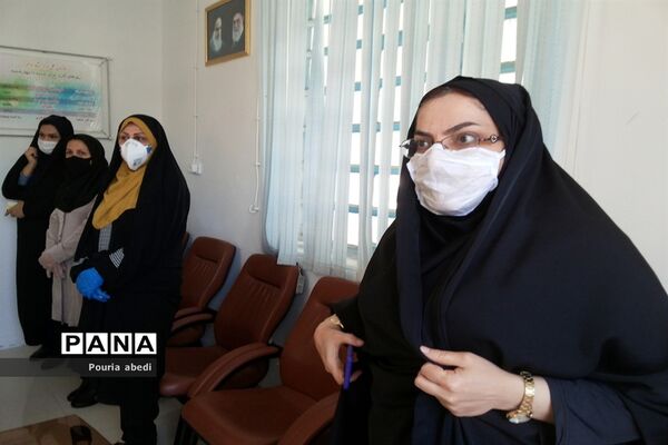 بازدید معاون پرورشی و فرهنگی اداره‌کل آموزش و پرورش استان بوشهر از مرکز مشاوره مهر دانش آموزی شهرستان بوشهر
