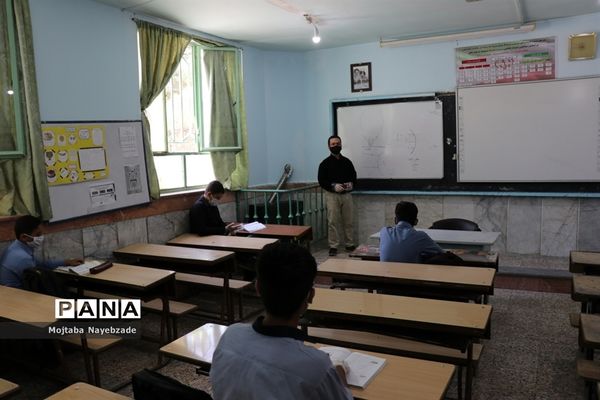 بازگشایی مدارس مشهد و حضور دانش‌آموزان جهت رفع اشکال