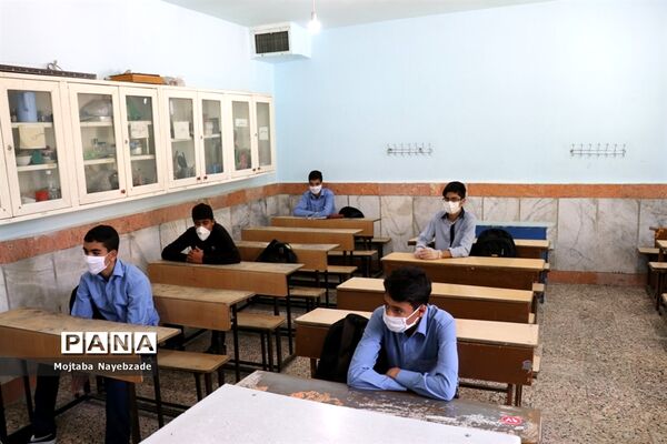 بازگشایی مدارس مشهد و حضور دانش‌آموزان جهت رفع اشکال