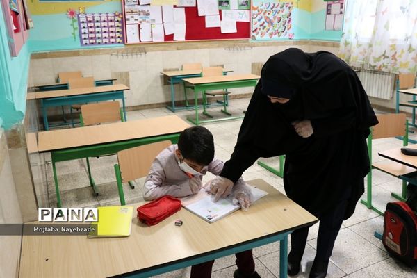 بازگشایی مدارس مشهد و حضور دانش‌آموزان جهت رفع اشکال