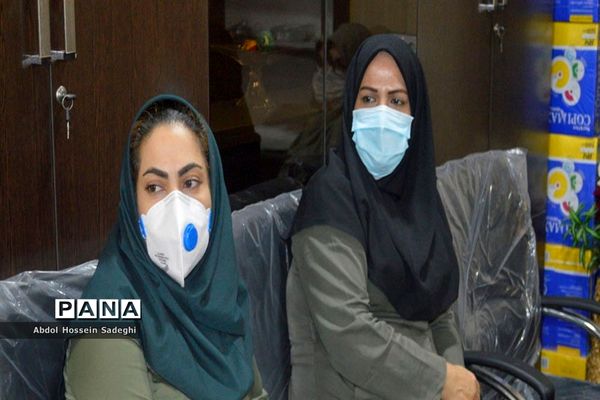 جلسه شورای دبیران دبیرستان شهیده سهام خیام  بوشهر