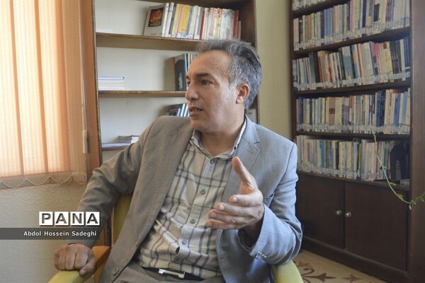 بازدید معاون پرورشی و فرهنگی اداره‌کل آموزش و پرورش استان بوشهر از مرکز مشاوره و خدمات روان شناختی دانش آموزان