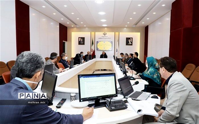 طراحی و گسترش انجمن های علمی در پژوهش سراها و افزایش پوشش تحصیلی حاشیه شهر در گلستان