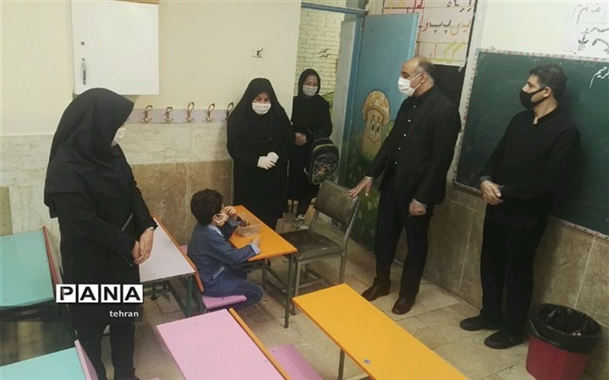 فاصله گذاری اجتماعی پس از بازگشایی مدارس منطقه4