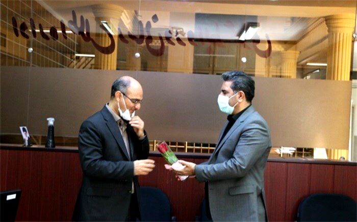 یک روابط عمومی موفق همیشه پاسخگوست