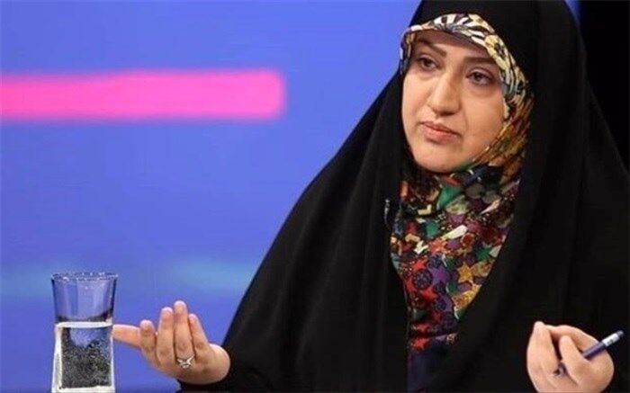 حضور یک زن در هیات رئیسه مجلس باید تثبیت شود