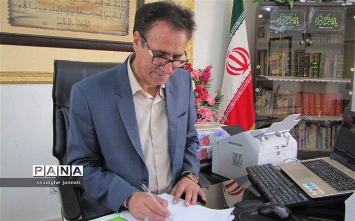 اجرای اولین جشن تکلیف دانش‌آموزان پسر در فضای مجازی