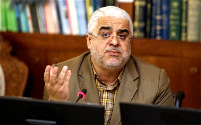 جعفرزاده: دولت جوان و حزب‌اللهی به معنای استعفای دولت فعلی نیست؛ دوستان تفرقه نکنند