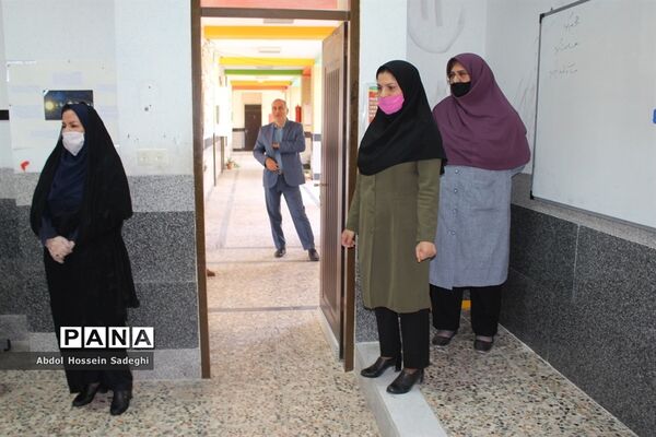 بازدید مدیرکل آموزش و پرورش استان بوشهر از بازگشایی دبیرستان شهیده سهام خیام بوشهر