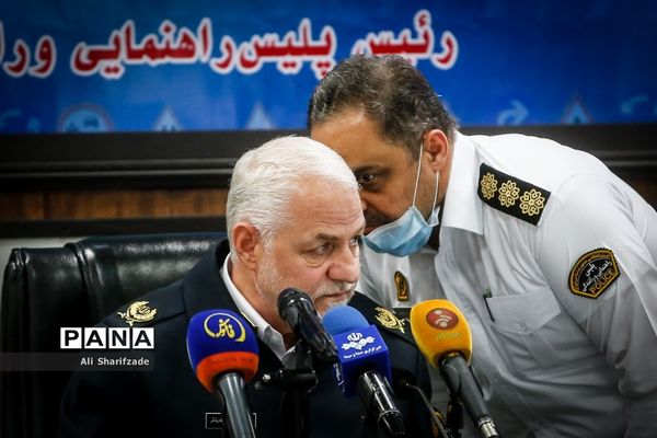 نشست خبری رئیس پلیس راهنمایی و رانندگی ناجا
