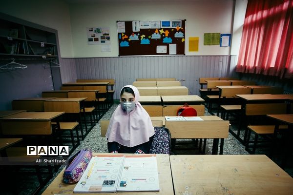 بازگشایی موقت مدارس