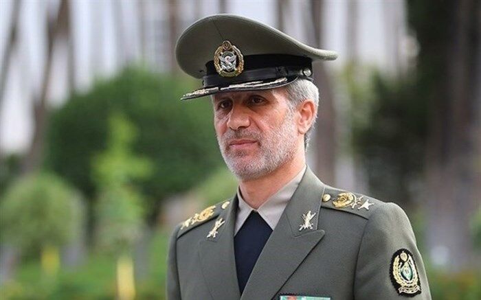 وزی دفاع: آمریکا می‌داند در صورت تشدید مزاحمت برای نفتکش‌های ایرانی پاسخ قاطع و محکمی می‌گیرد
