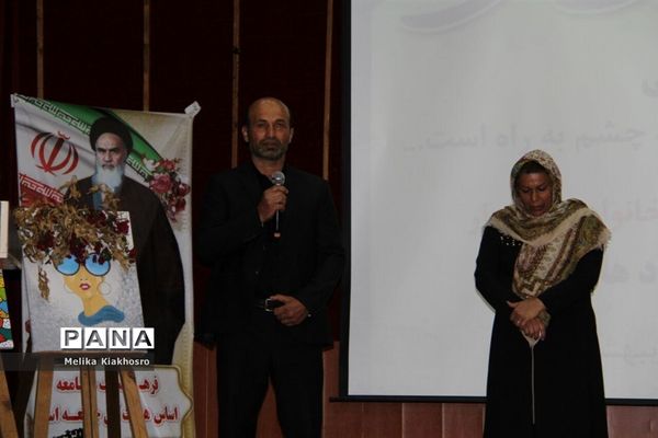 مراسم گلریزان برای آزادی یک جوان زندانی در محمودآباد