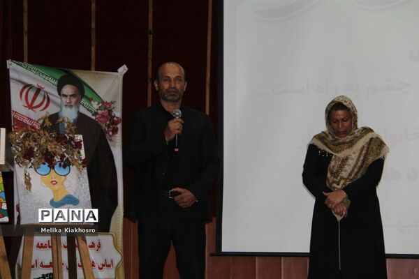 مراسم گلریزان برای آزادی یک جوان زندانی در محمودآباد