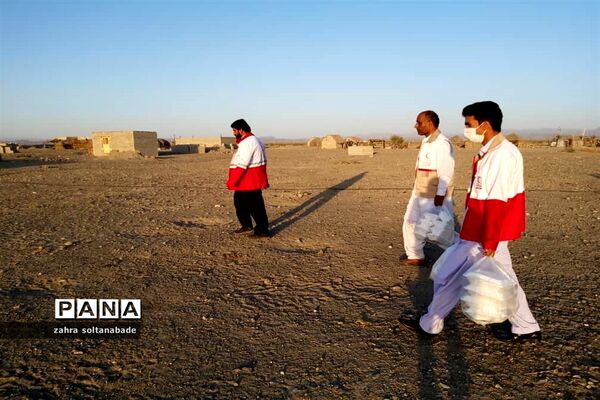 طبخ و توزیع یک هزار پرس غذای گرم میان نیازمندان جنوب سیستان و بلوچستان