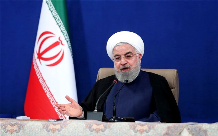 روحانی: همه کارمندان از ۱۰ خرداد در محل کار خود حاضر می‌شوند