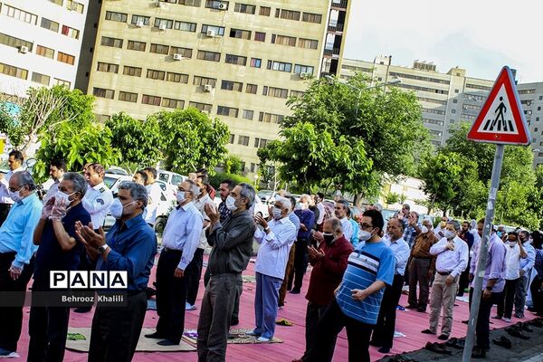 اقامه نماز عید سعید فطر در شهرک اکباتان