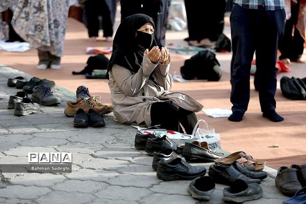 اقامه نماز عید سعید فطر در مسجدالرسول میدان رسالت