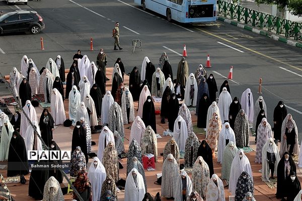 اقامه نماز عید سعید فطر در مسجدالرسول میدان رسالت