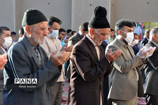 اقامه نماز عیدسعید فطر در شهرستان خوسف استان خراسان جنوبی