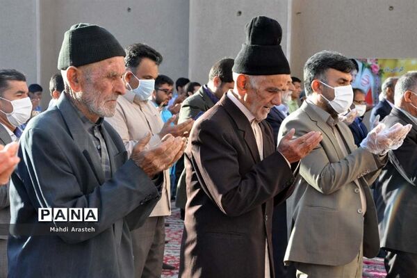 اقامه نماز عیدسعید فطر در شهرستان خوسف استان خراسان جنوبی