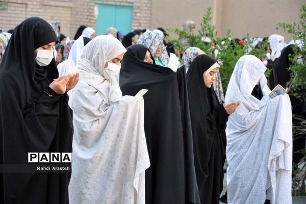 اقامه نماز عیدسعید فطر در شهرستان خوسف استان خراسان جنوبی