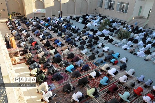 اقامه نماز عیدسعید فطر در شهرستان خوسف استان خراسان جنوبی