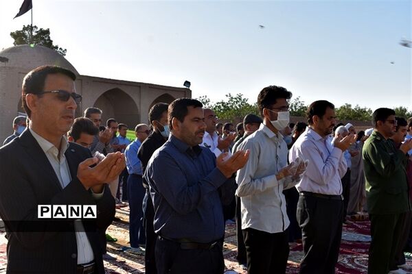 نماز عید سعید فطر در بهاباد