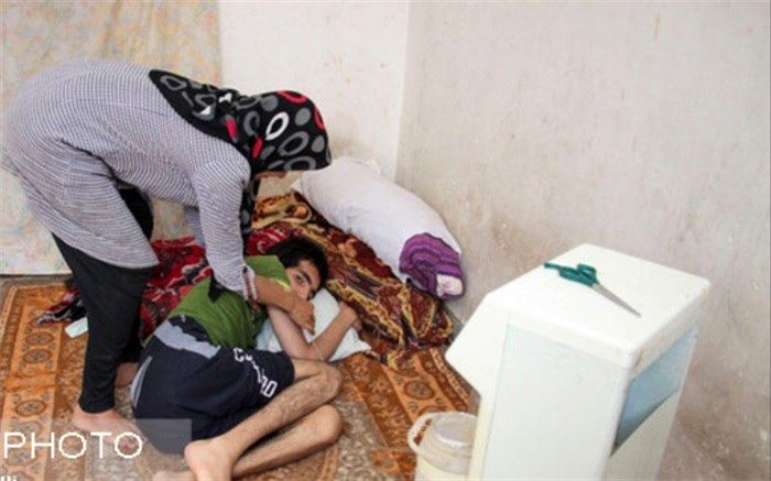 «یاسر»، از آرزوی معلم شدن تا سکوت و خوابیدن در گوشه اتاق