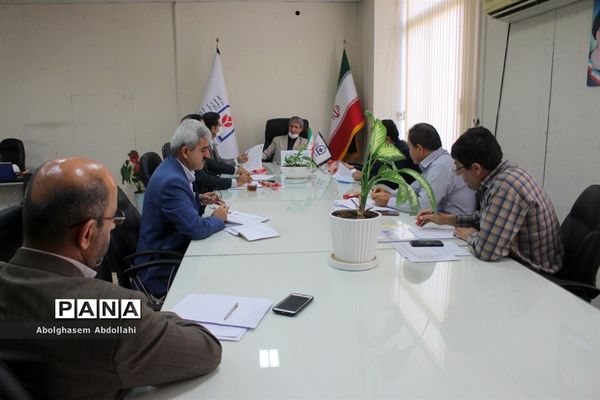 جلسه تخصصی کمیته تدوین برنامه عملیاتی معاونت پرورشی و فرهنگی آموزش و پرورش استان بوشهر