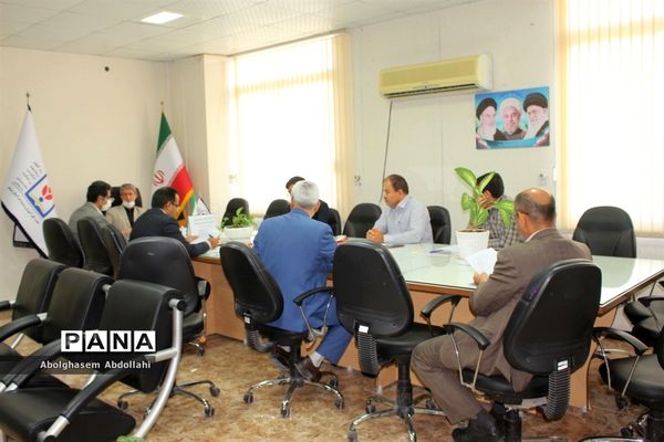 جلسه تخصصی کمیته تدوین برنامه عملیاتی معاونت پرورشی و فرهنگی آموزش و پرورش استان بوشهر