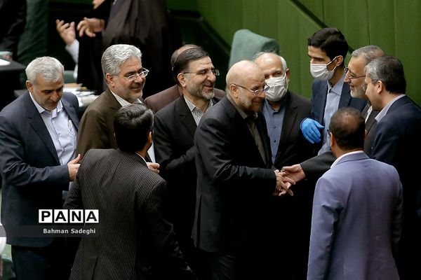 انتخاب اعضای هیئت رئیسه دائم مجلس یازدهم