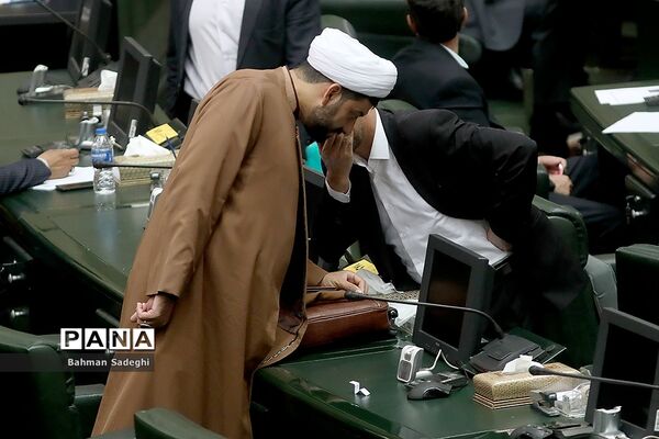 انتخاب اعضای هیئت رئیسه دائم مجلس یازدهم