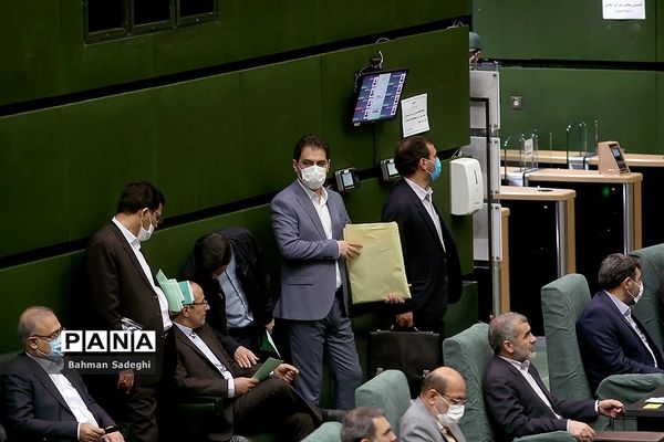 انتخاب اعضای هیئت رئیسه دائم مجلس یازدهم