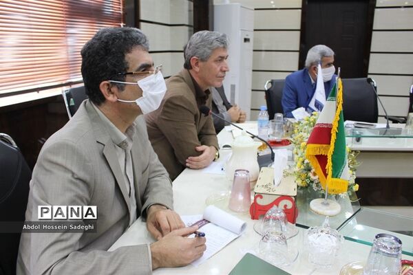 جلسه ویدئو کنفرانس معاونان پرورشی و تربیت بدنی شهرستان‌ها و مناطق