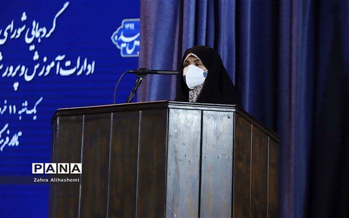 دری: ارزشیابی پایه هفتم تا یازدهم (بجز نهم) باید غیرحضوری انجام شود