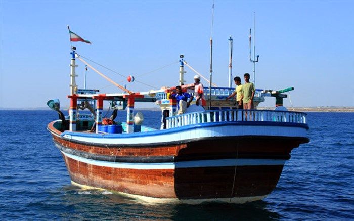 توقیف ۴ شناور حامل گازوئیل قاچاق با پوشش صیادی