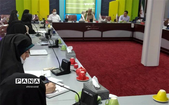 لونی: اولویت ما تکریم ارباب رجوع و تسریع در فرآیند ثبت نام است