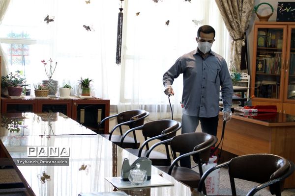 برگزاری امتحانات میان پایه در مدرسه متوسطه اول مکتب الزهرا