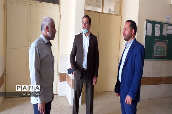 بازدید ازحوزه‌های امتحانی جهت آماده سازی و برگزاری امتحانات نهایی دوازدهم درشهرستان حمیدیه