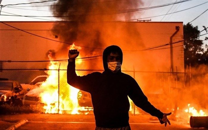 جورج بوش: نگرانم که بی عدالتی آمریکا را خفه کند