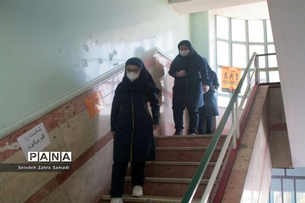 برگزاری امتحانات نهایی پایه نهم در واحدهای آموزشی شهرستان ملارد