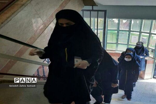 برگزاری امتحانات نهایی پایه نهم در واحدهای آموزشی شهرستان ملارد