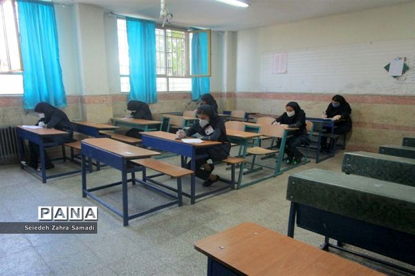 برگزاری امتحانات نهایی پایه نهم در واحدهای آموزشی شهرستان ملارد