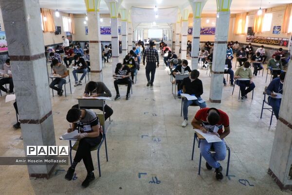 امتحانات نهایى پایه دوازدهم در آذربایجان غربى